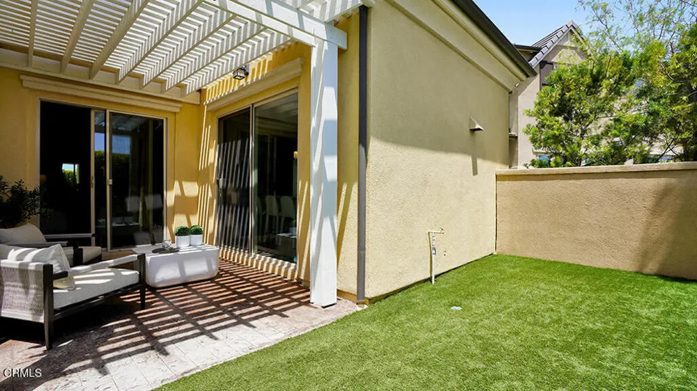 137 Primrose Drive Lake Forest, CA 92610