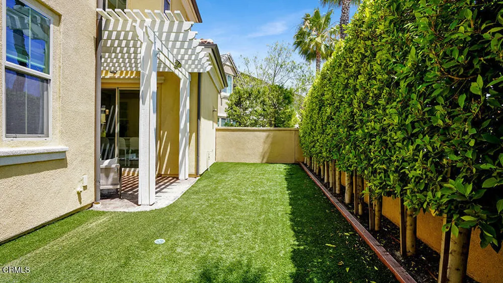 137 Primrose Drive Lake Forest, CA 92610