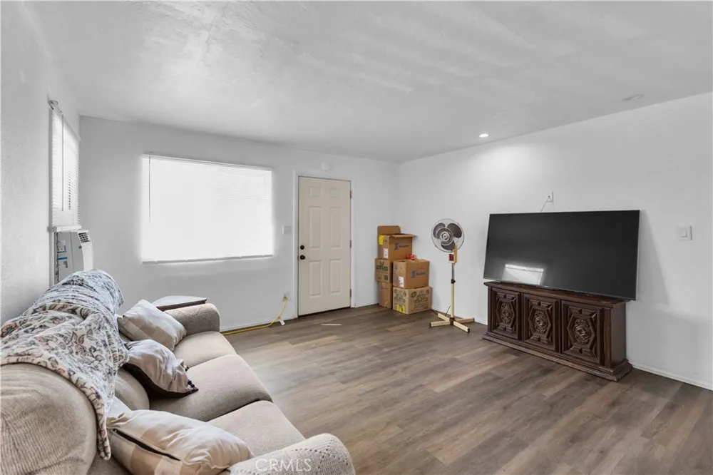 1814 Wallace Court San Bernardino, CA 92408