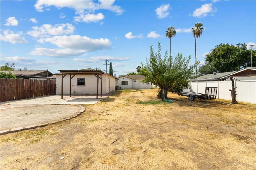 1814 Wallace Court San Bernardino, CA 92408