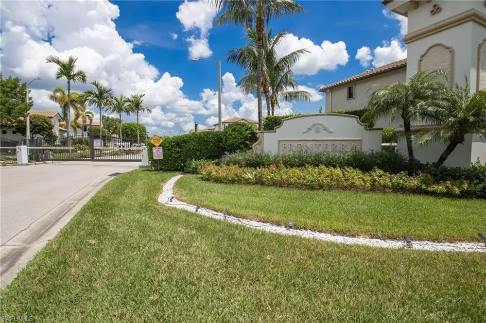 8785 Madrid Circle Naples, FL 34104