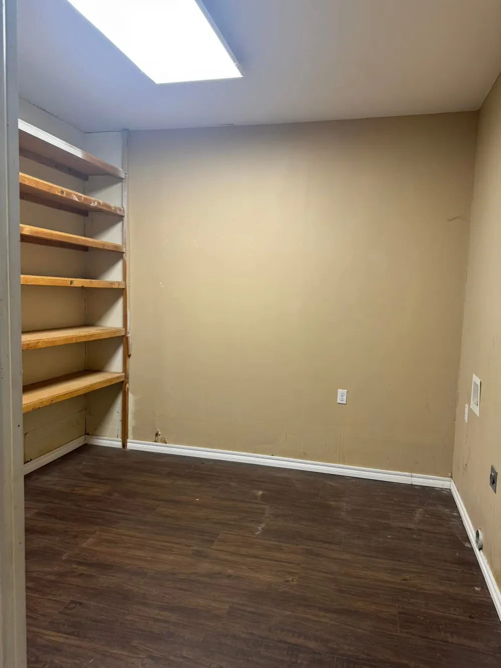 1807 Tx-6 Quanah, TX 79252