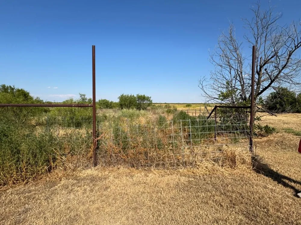 1807 Tx-6 Quanah, TX 79252