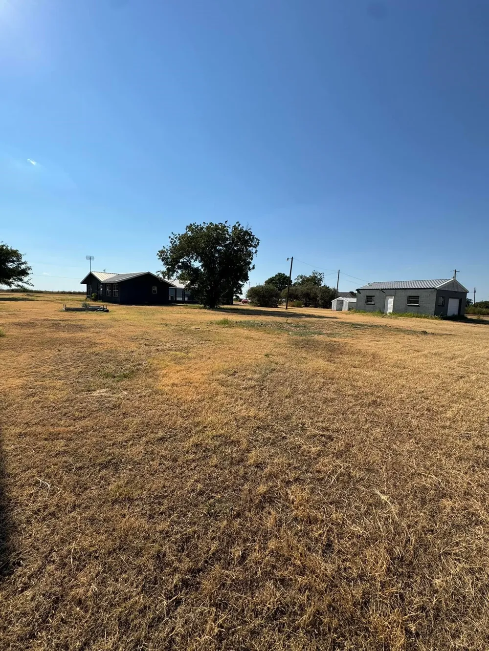 1807 Tx-6 Quanah, TX 79252