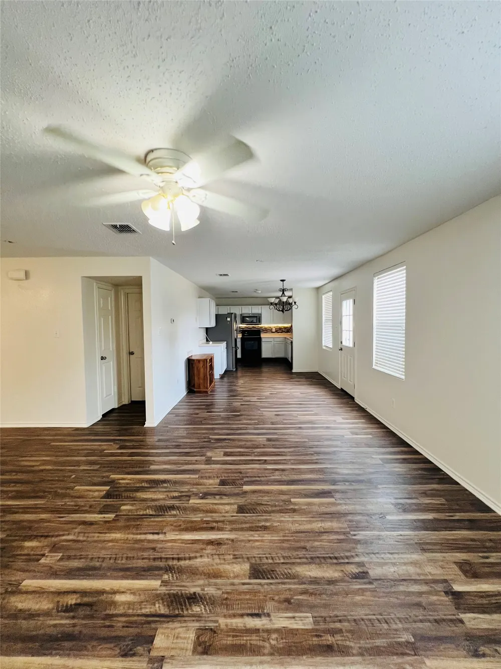 6209 Thoroughbred Trail Denton, TX 76210