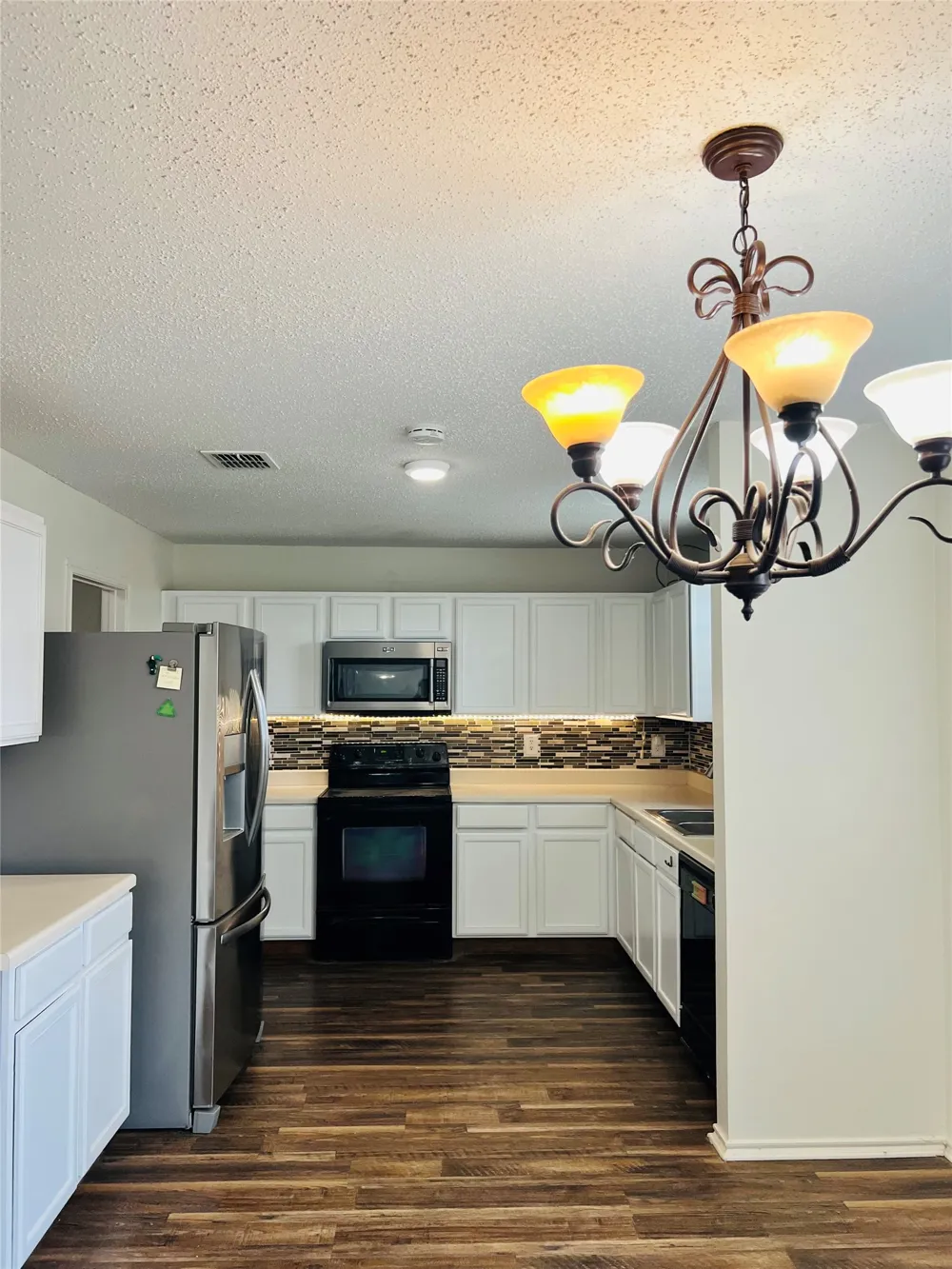 6209 Thoroughbred Trail Denton, TX 76210