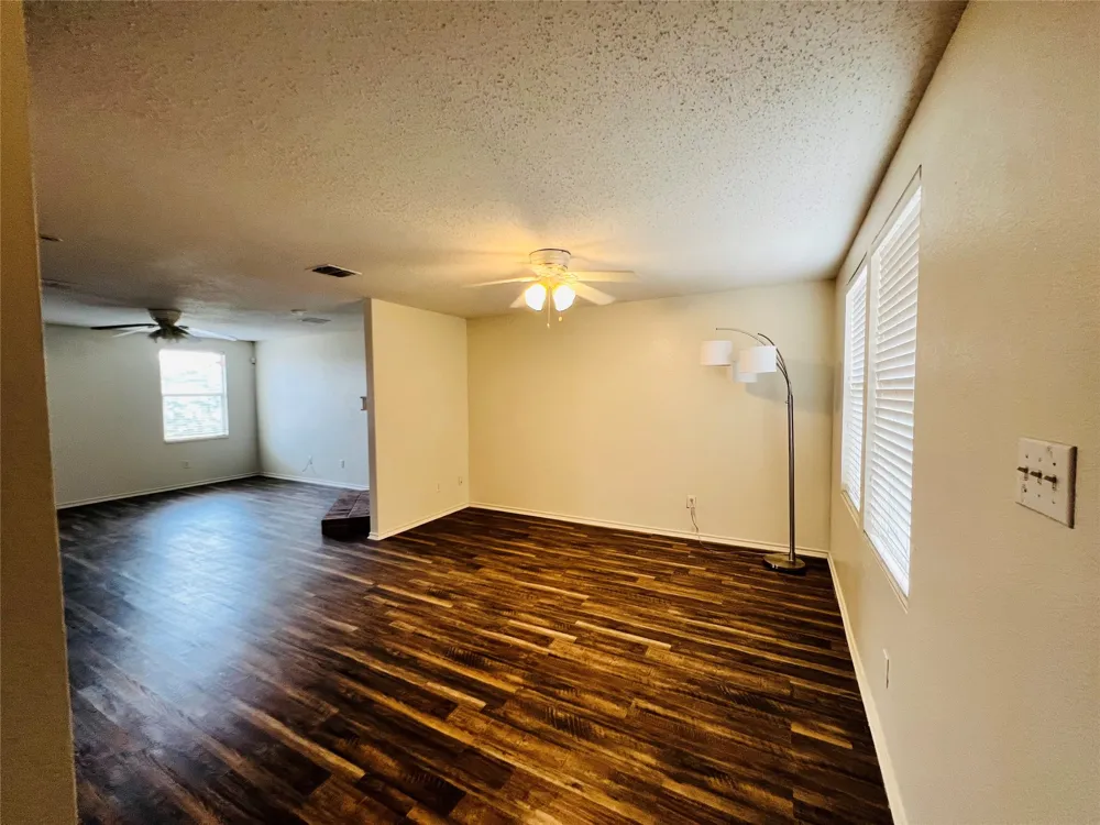6209 Thoroughbred Trail Denton, TX 76210