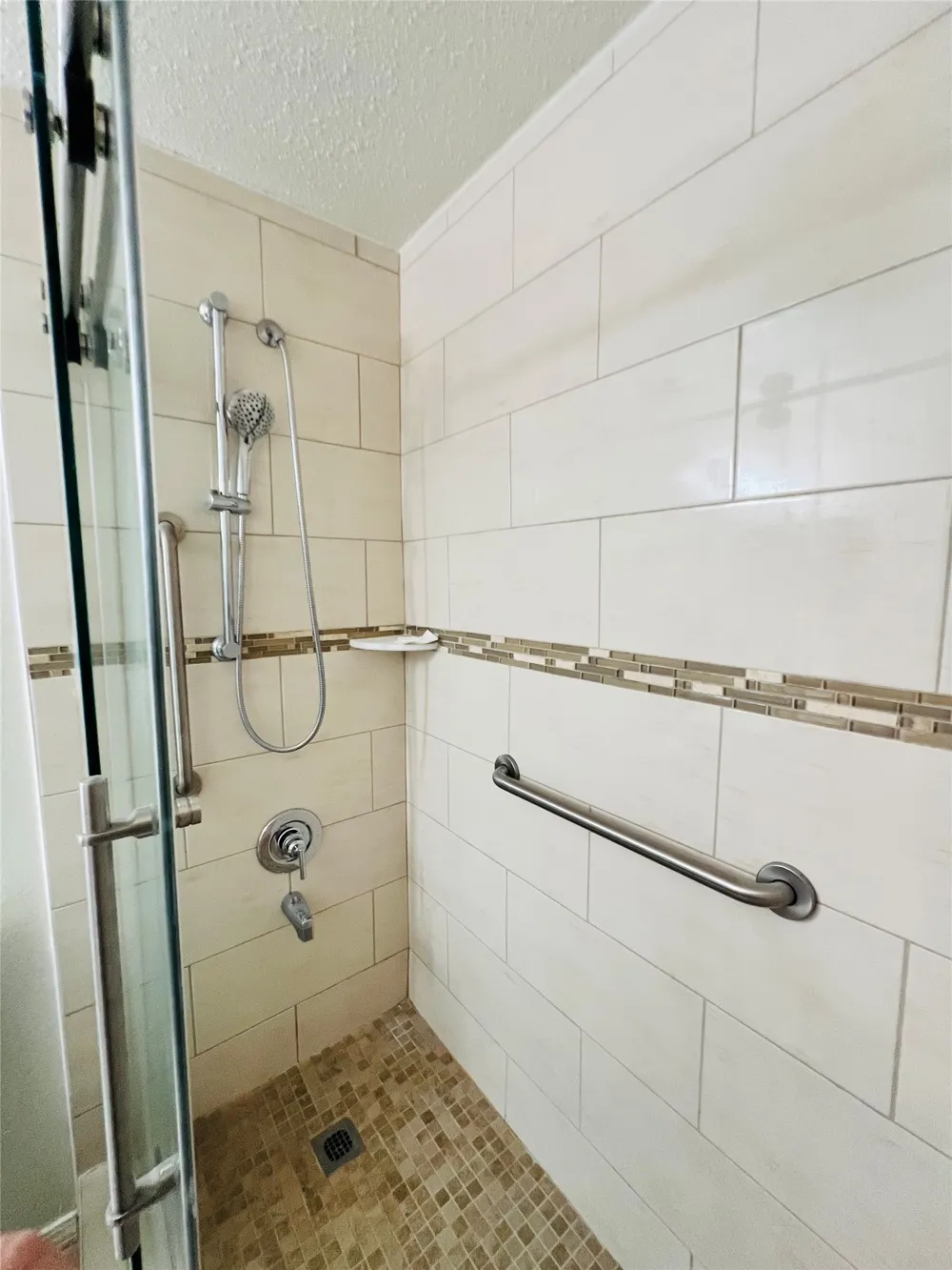6209 Thoroughbred Trail Denton, TX 76210