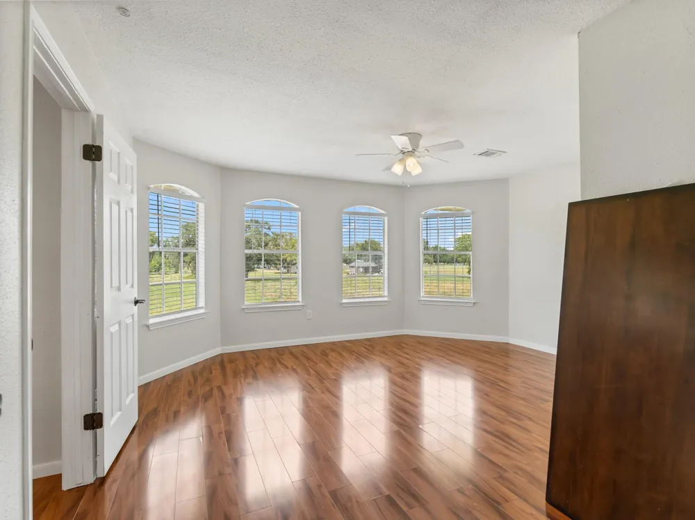 1707 County Road 348 Brazoria, TX 77422