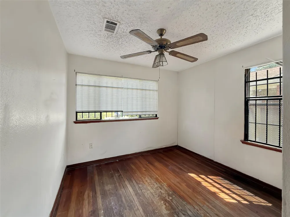 4110 Tareyton Lane Houston, TX 77047