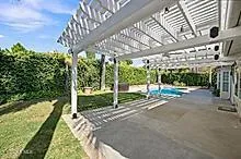 273 Locust Avenue Oak Park, CA 91377