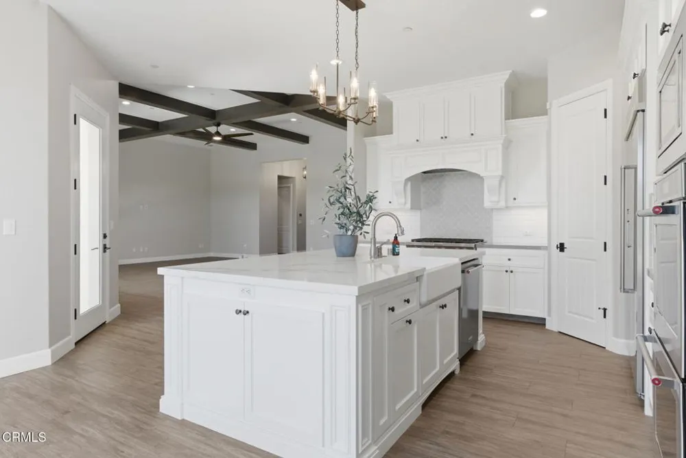 13529 Stonethwaite Lane Bakersfield, CA 93311