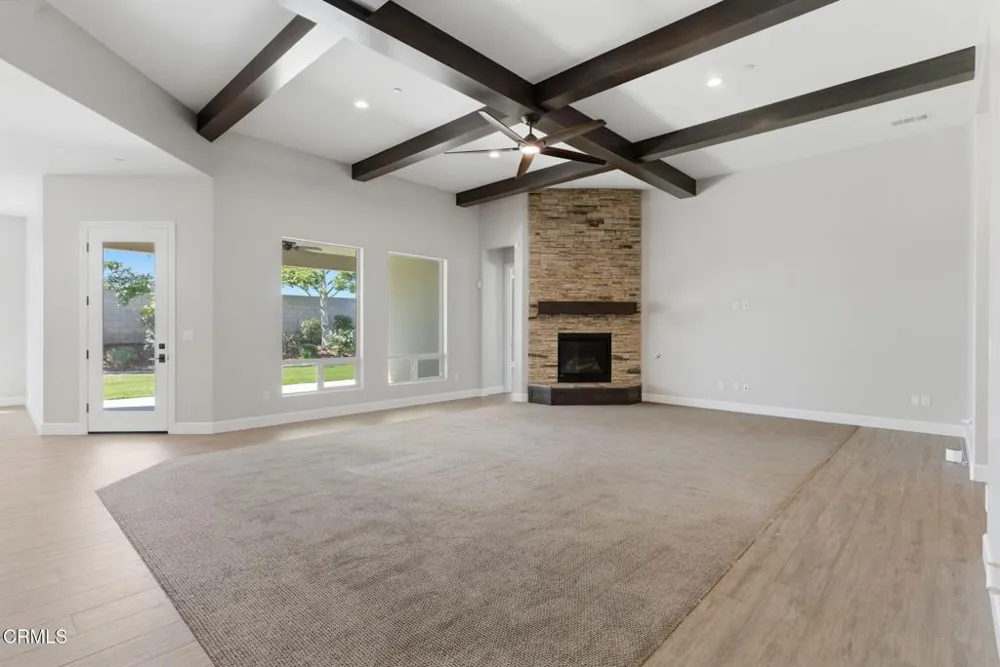 13529 Stonethwaite Lane Bakersfield, CA 93311