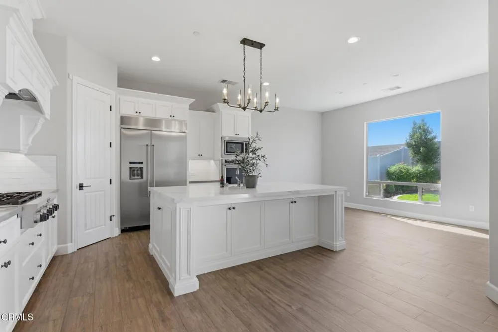 13529 Stonethwaite Lane Bakersfield, CA 93311