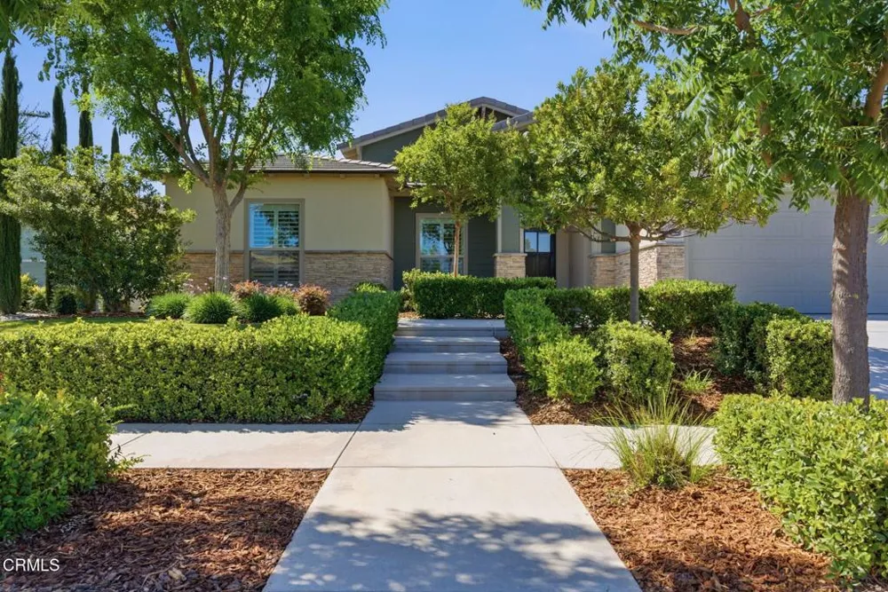 13529 Stonethwaite Lane Bakersfield, CA 93311