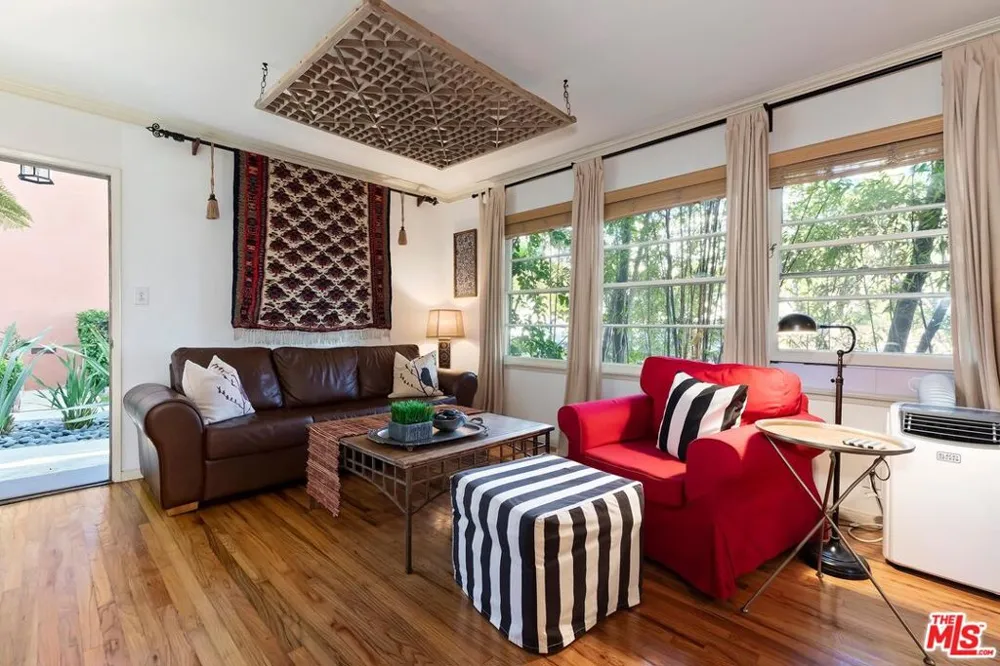 251 3rd Avenue Venice, CA 90291