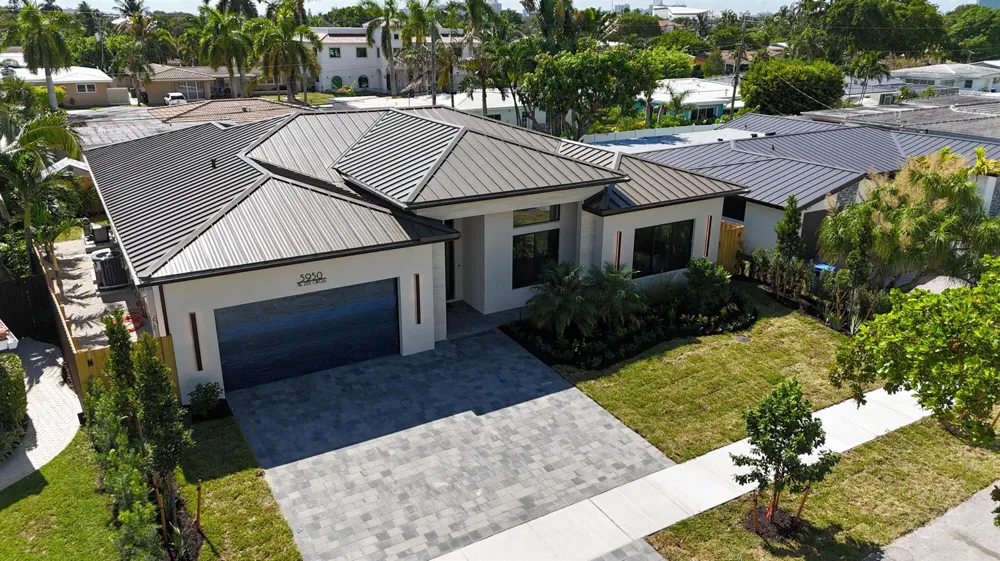 5950 NE 21st Circle Fort Lauderdale, FL 33308