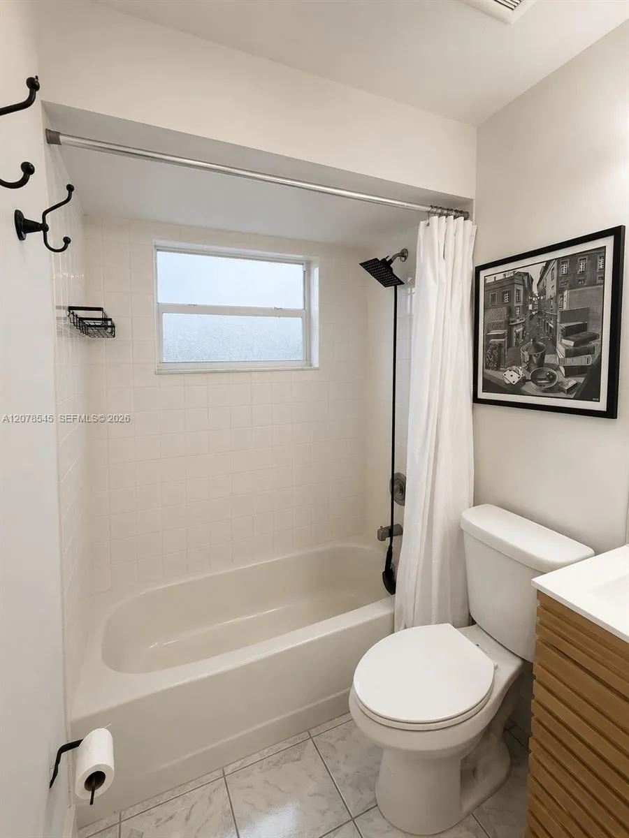 10340 SW 207th St Cutler Bay, FL 33189
