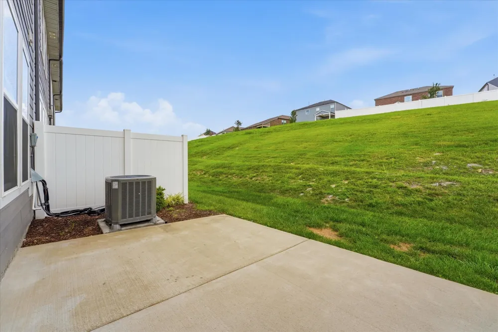 214 Netherlands Blvd Lebanon, TN 37090