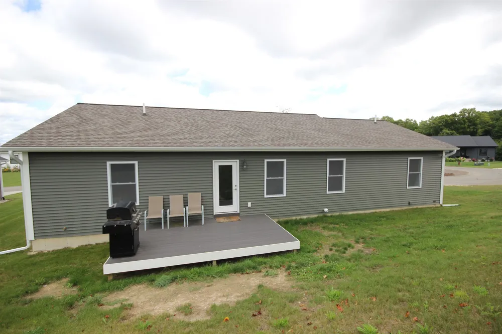 1420 Umber Drive Garfield Charter Township, MI 49696