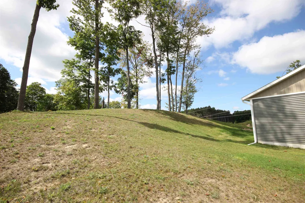 1420 Umber Drive Garfield Charter Township, MI 49696