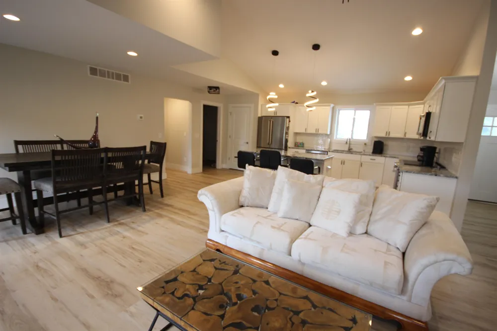 1420 Umber Drive Garfield Charter Township, MI 49696