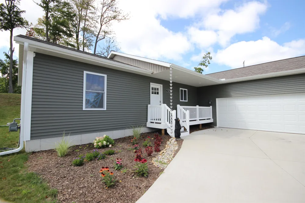 1420 Umber Drive Garfield Charter Township, MI 49696