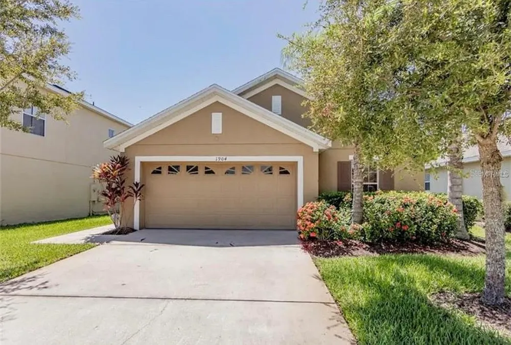 1904 COMMANDER WAY Kissimmee, FL 34746