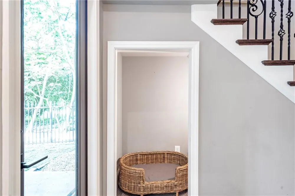 59 Oxbo Road Roswell, GA 30075
