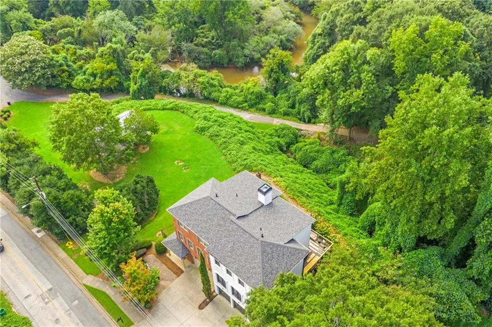 59 Oxbo Road Roswell, GA 30075
