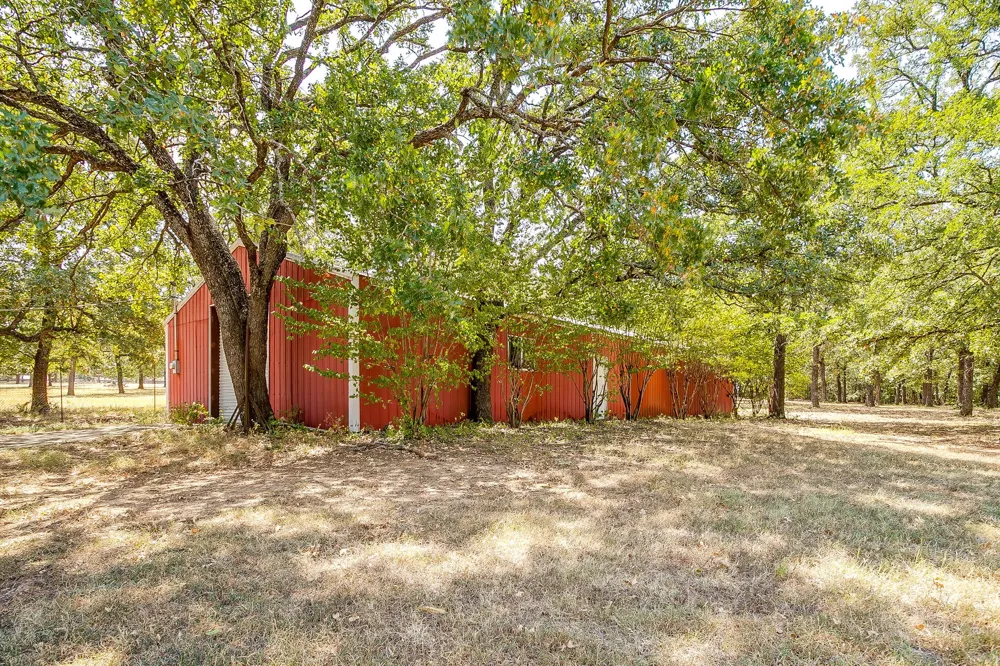 10100 Crestline Trail Burleson, TX 76028