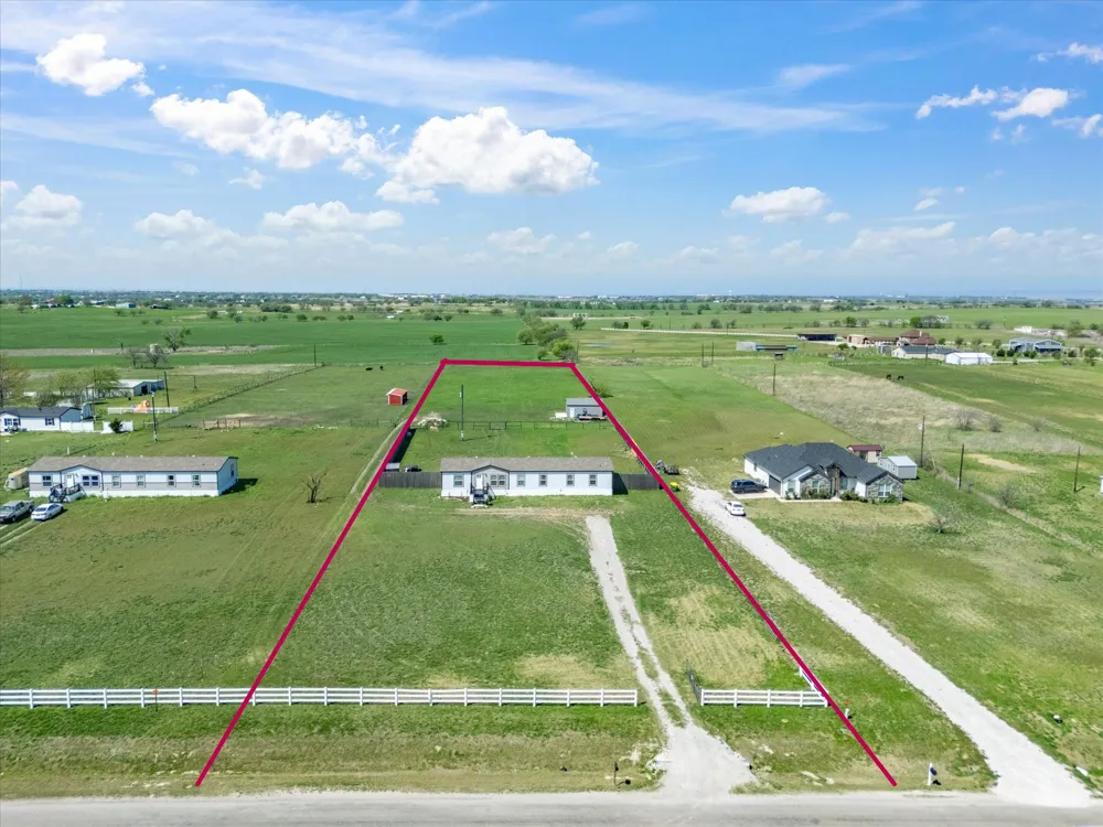 341 Mesa Ridge Decatur, TX 76234