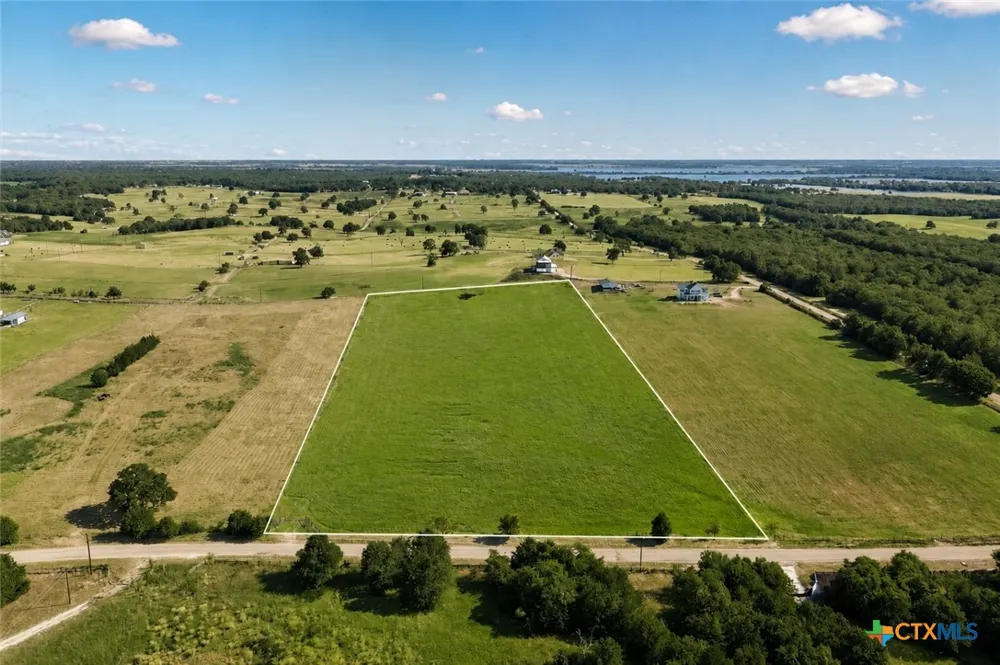 2081 County Road 238 Cameron, TX 76520