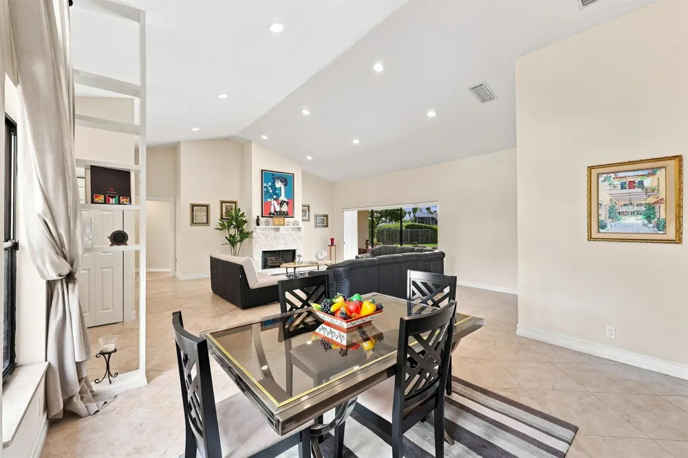 10455 STONEBRIDGE BOULEVARD Boca Raton, FL 33498