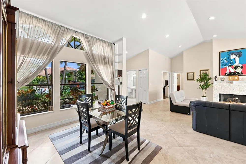 10455 STONEBRIDGE BOULEVARD Boca Raton, FL 33498