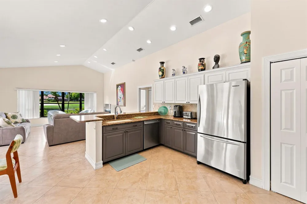 10455 STONEBRIDGE BOULEVARD Boca Raton, FL 33498