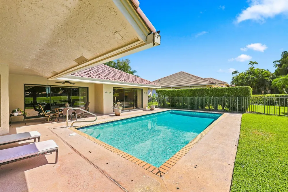 10455 STONEBRIDGE BOULEVARD Boca Raton, FL 33498