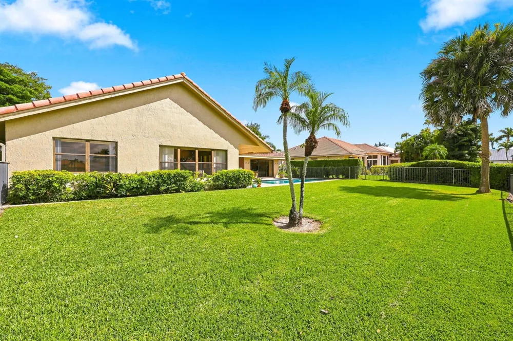 10455 STONEBRIDGE BOULEVARD Boca Raton, FL 33498