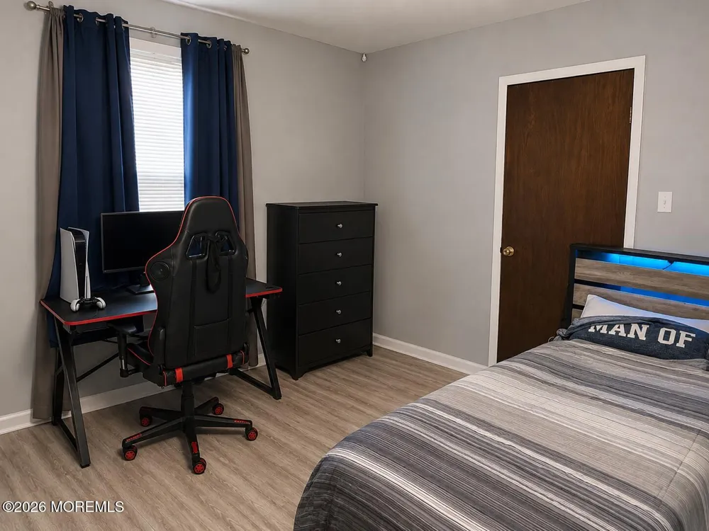 1213 Cable Avenue Beachwood, NJ 08722