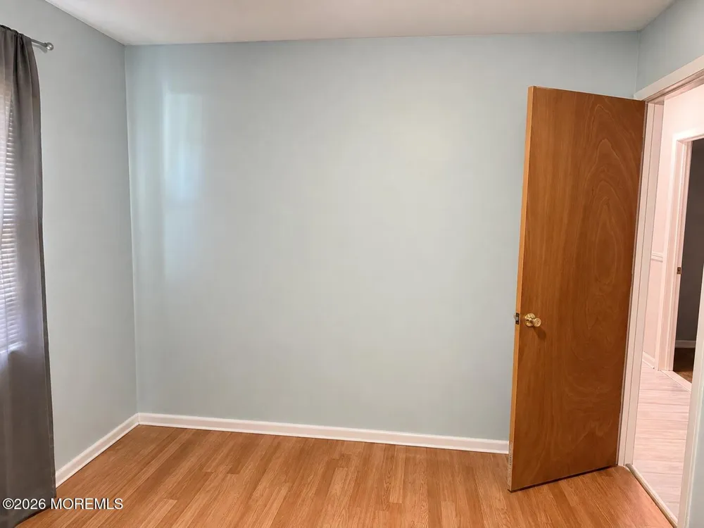 1213 Cable Avenue Beachwood, NJ 08722