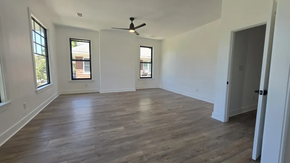 310 GARLAND ST Memphis, TN 38104