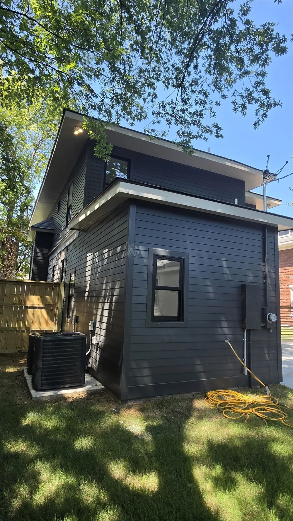310 GARLAND ST Memphis, TN 38104