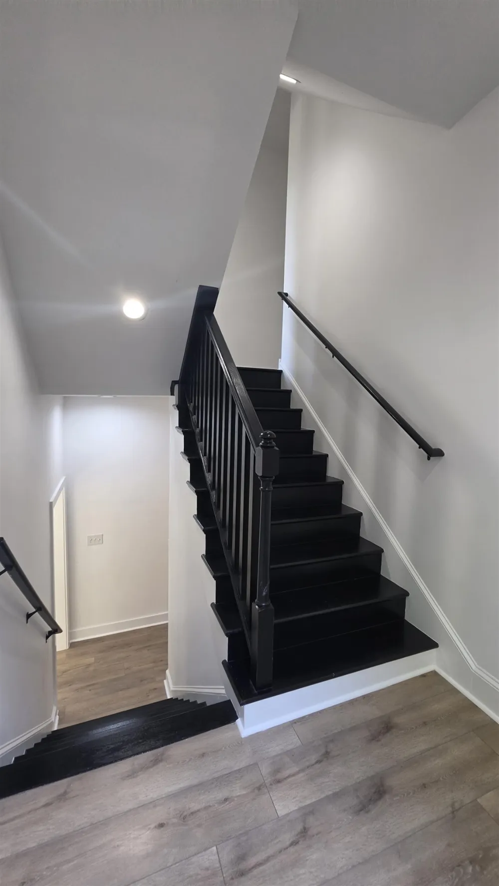 310 GARLAND ST Memphis, TN 38104