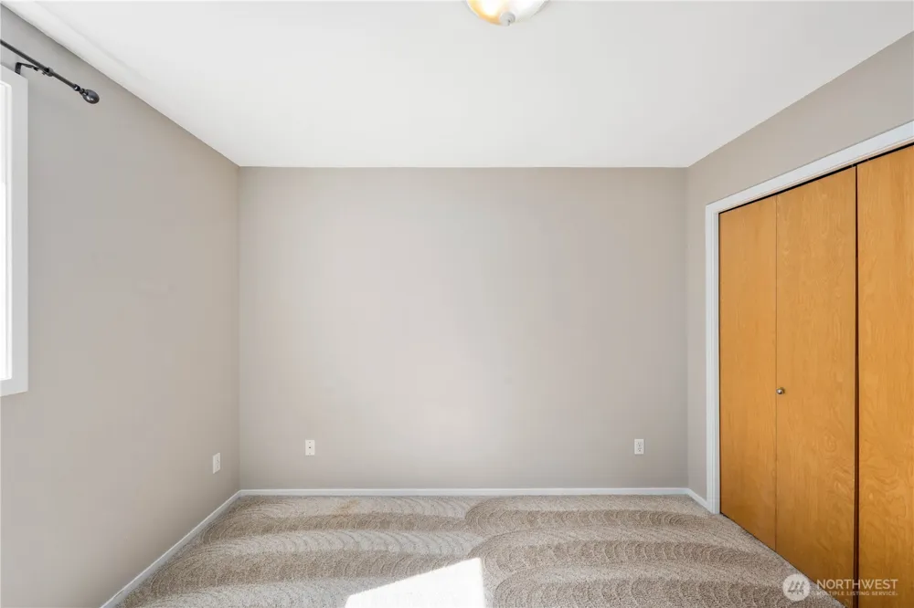 27728 SE 268th St Ravensdale, WA 98051