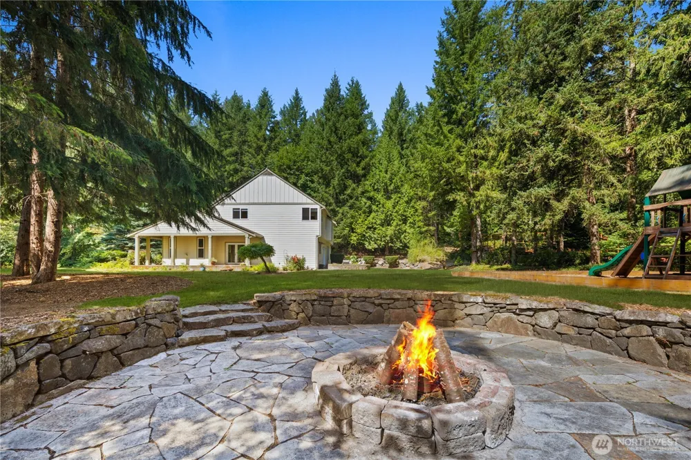 27728 SE 268th St Ravensdale, WA 98051