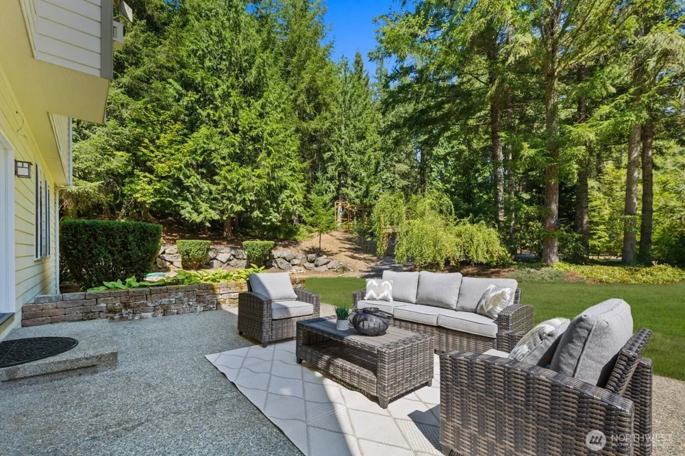 27728 SE 268th St Ravensdale, WA 98051