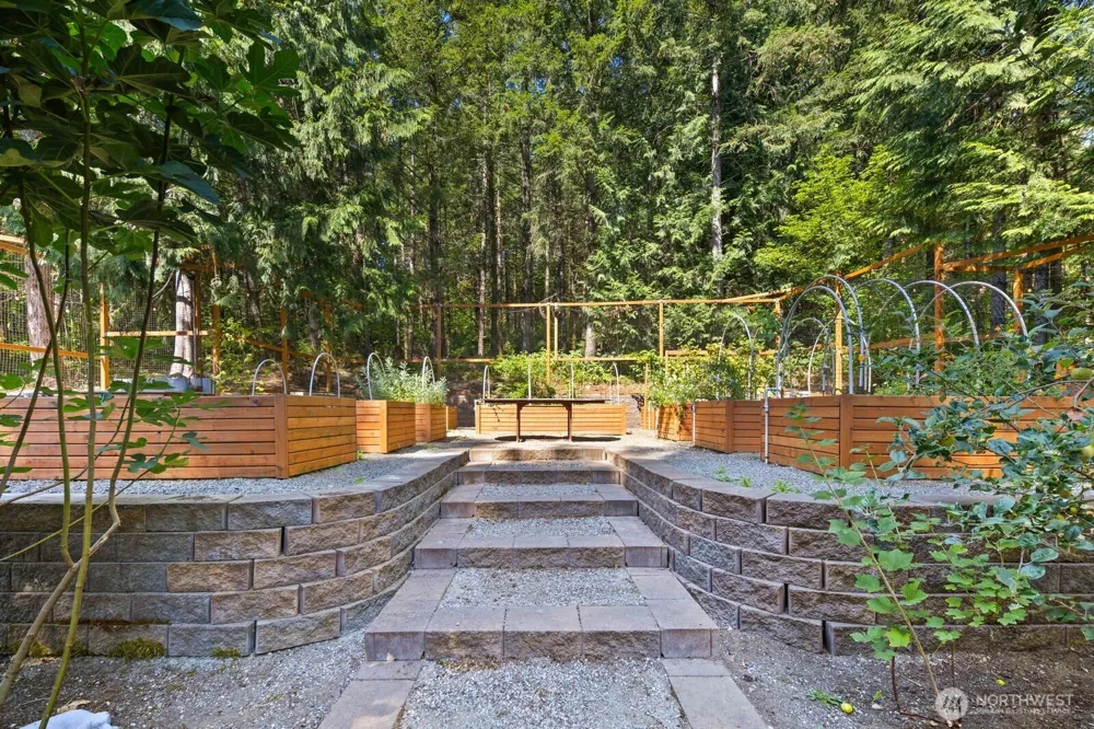 27728 SE 268th St Ravensdale, WA 98051