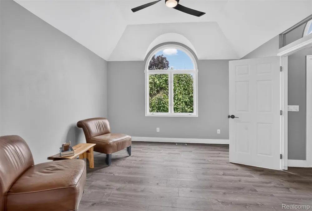 56769 McKenzi Lane Lyon Charter Township, MI 48178
