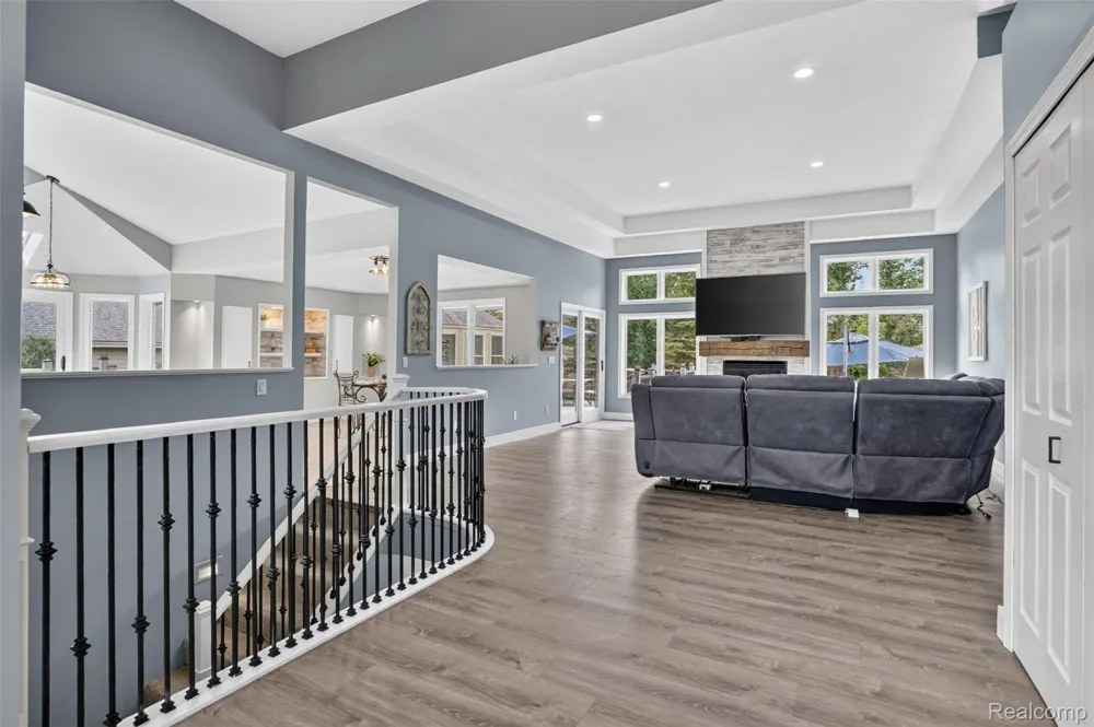 56769 McKenzi Lane Lyon Charter Township, MI 48178