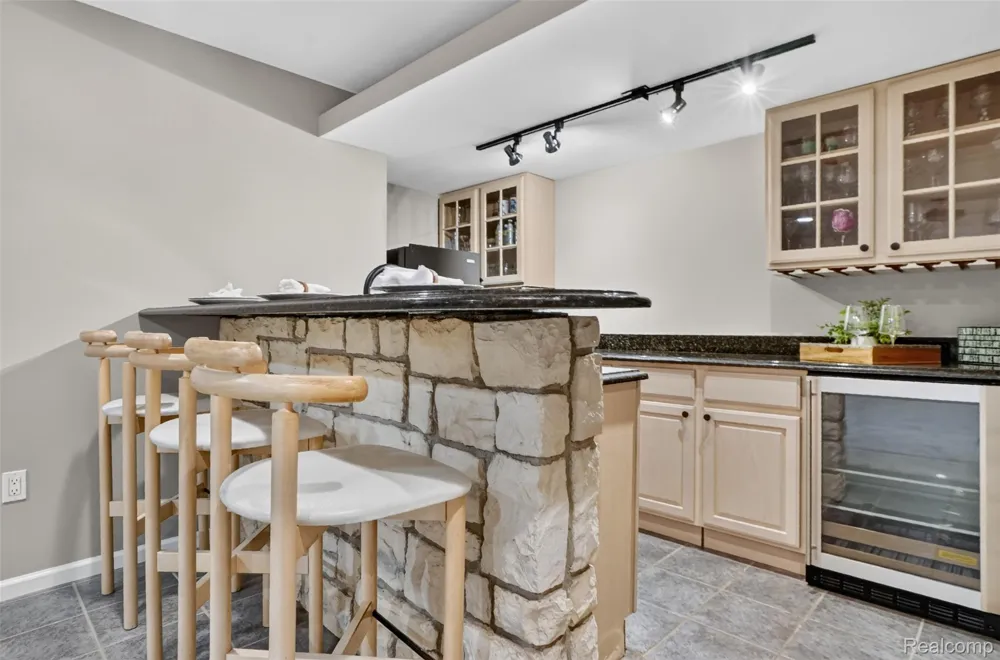 56769 McKenzi Lane Lyon Charter Township, MI 48178